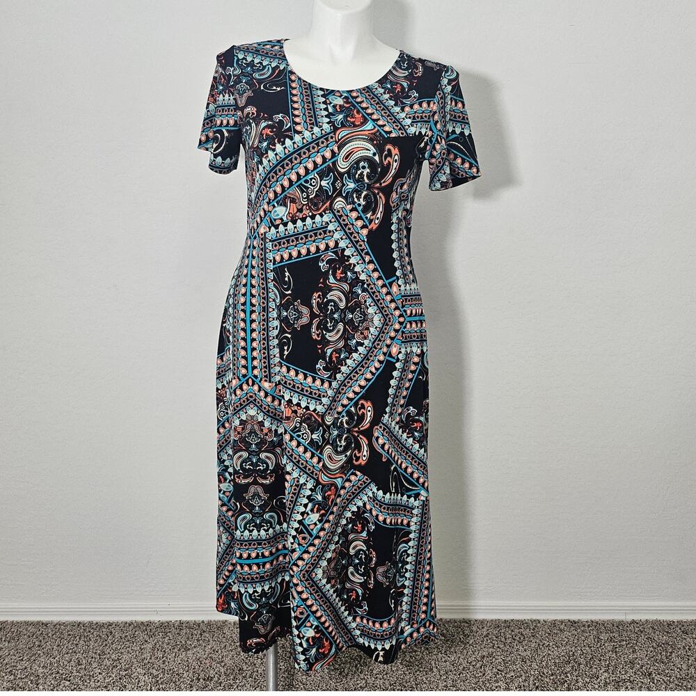 koret short-sleeved, midi-length dress with a round neckline sz M